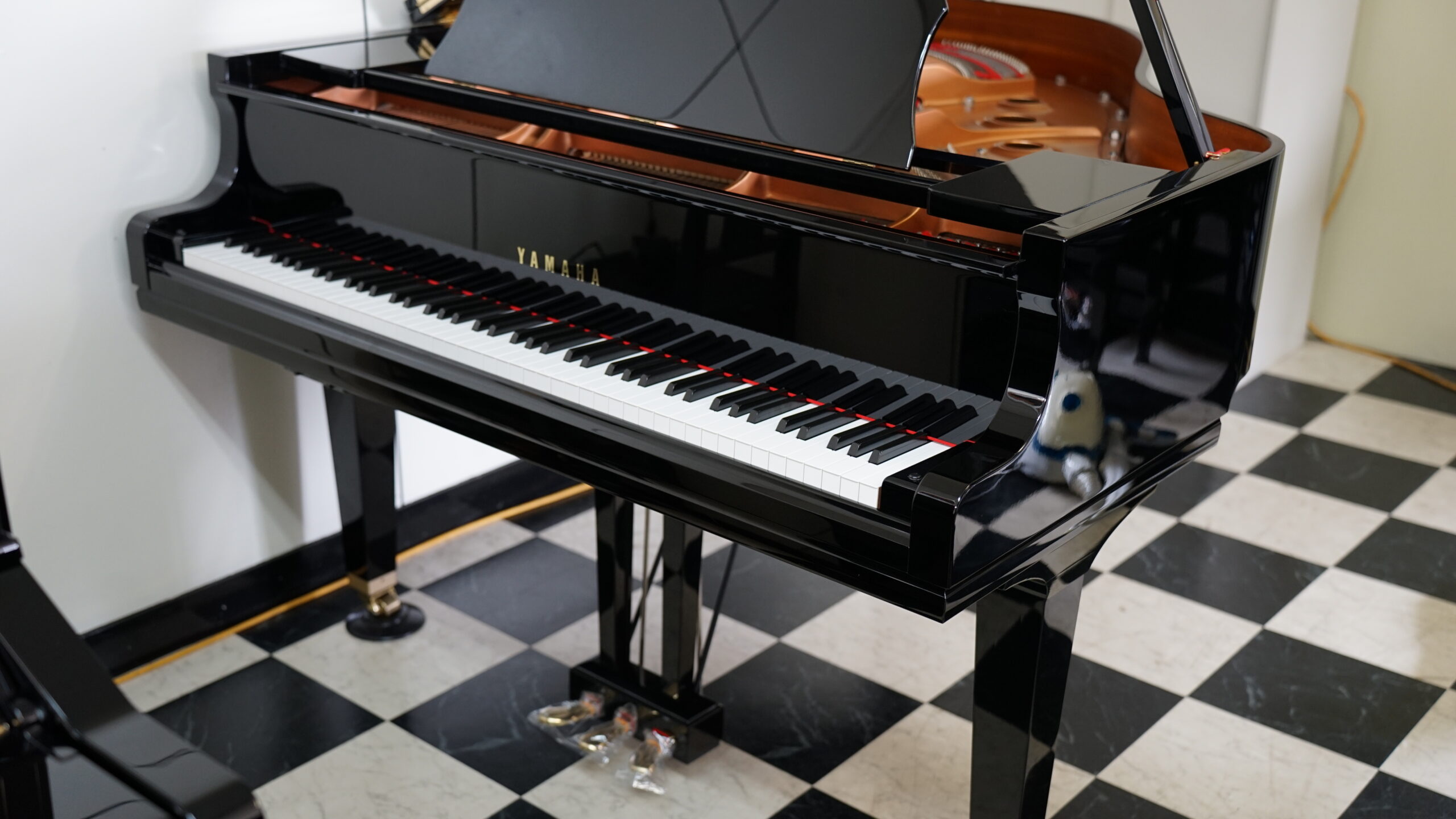 ヤマハ中古グランドピアノGC1SN | 福岡のヤマハ中古ピアノなら株式会社 